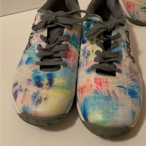 Designed for performance and comfort., Light and stylish with serious stability.